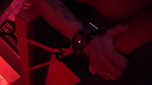 Tia Lane Blindfolds Her Man During Sex