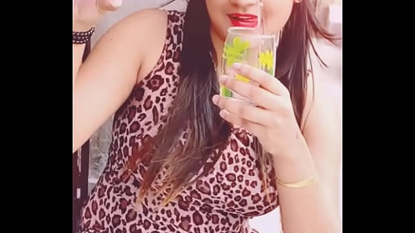 Indian Girl X pose