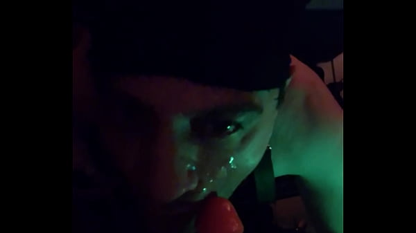 Deslechando un pene