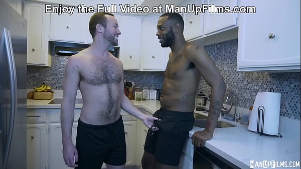 ManUpFilms Magic Protein Shakers with Alex Hawk...