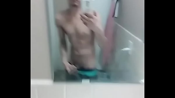 Jalandome en el baño