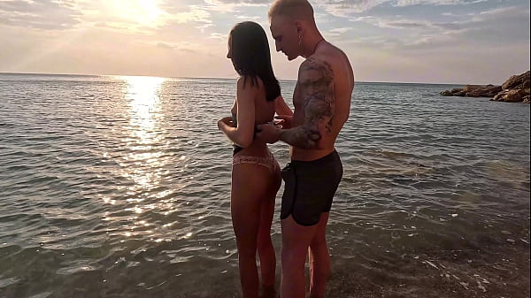 I took slender Eva Tender to a beautiful place by the sea and received thanks in the form of anal