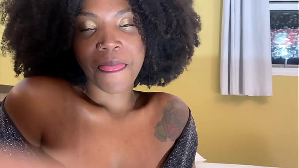 Download Video - Minha secretaria quis almo&ccedil;ar comigo &comma; mal sabia ela que &comma;ia ganhar pica preta de sobremesa COMPLETO NO RED&sol;SHEER