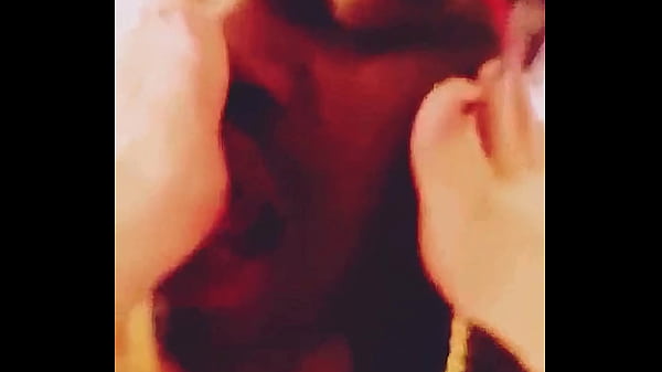 Yall lick feet&quest; I lick feet & toes