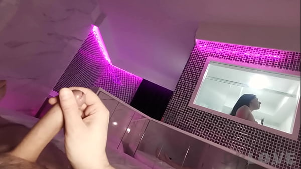 Curvy Beauty Gets Her Pussy and Ass Drilled by the Painter 30305