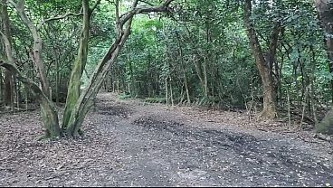 Fiscal da Floresta n&atilde;o resistiu e socou gostoso no cu da Indiazinha