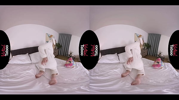 VIRTUAL TABOO - Slutty Big Ear