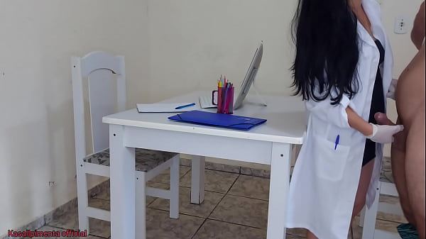Download Video - doutora jennyfer resolve problema de ere&ccedil;&atilde;o durante exame&excl;