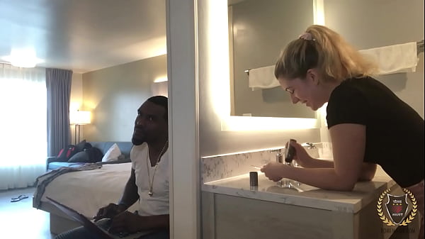Gorgeous Nympho Abby Adams Got Her Sexy Pretty Face Dicked By Rome Major!
