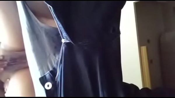 Download Video - Otra vez por el culo y con sorpresa