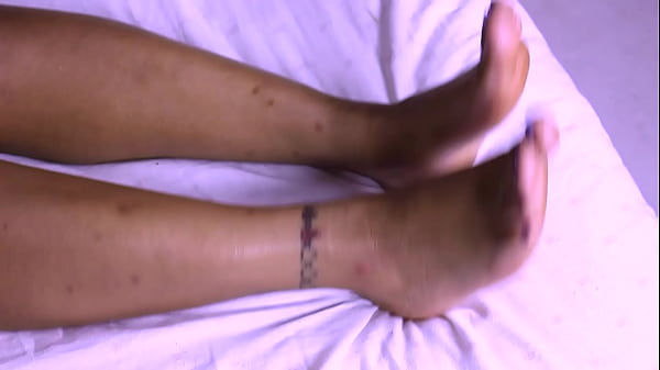 Sexy thick black girl make him cum all over her feet thick ebony foot job