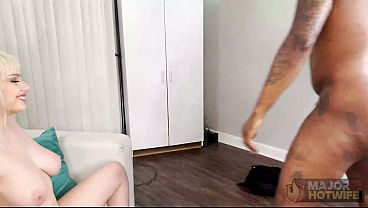 Jessica Starling And Rome Major In Naughty Neighbor Deepthroat Ride!