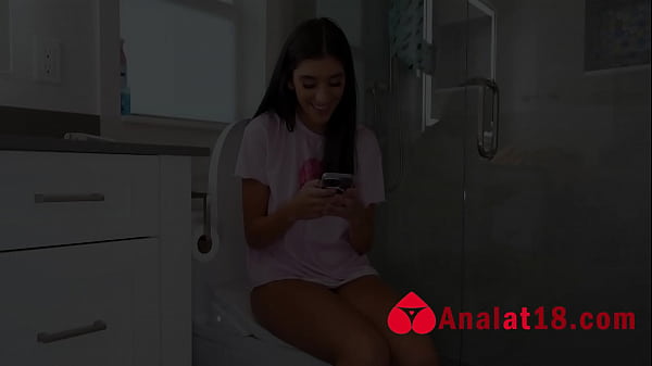 Anal To Make Sure GF's Not Constantly Doom's Scrolling- Aubry Babcock