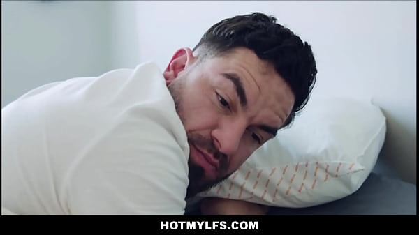 Download Video - Big Ass Latina MILF StepMom Havana Bleu StepFamily Sex With StepSon For Cleaning