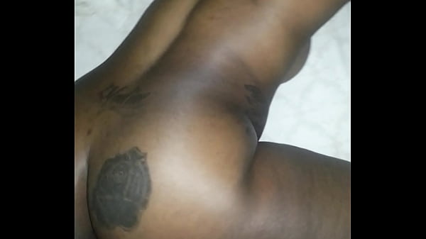 Download Video - She likes the dick