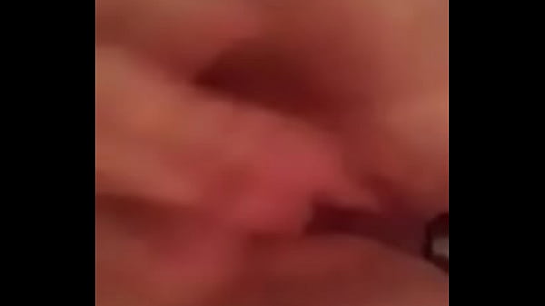 Pretty allyssa playing with herself