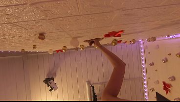 Dick chasing Sheer MisssVikki