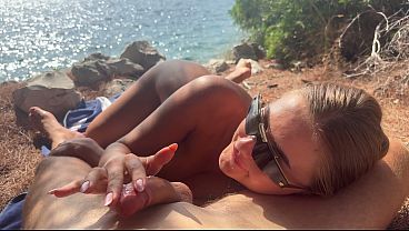 At the nudist beach, I got so turned on that I wanted my boyfriend's dick