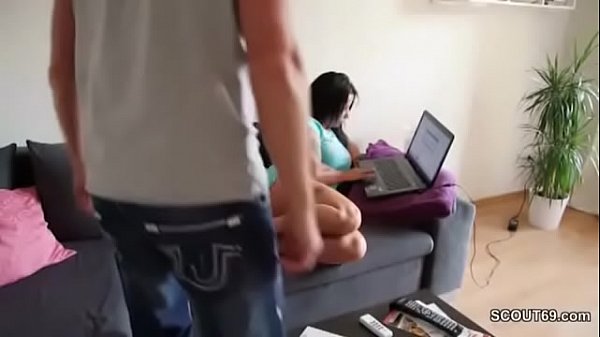 Download Video - Er fickt geile MILF Mutter des besten Freundes ohne Gummi