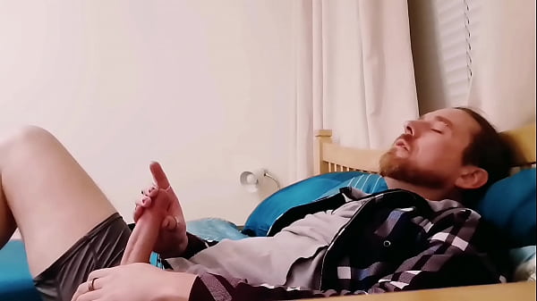 Sensual Wank linktr.ee/dirtytalkingguy