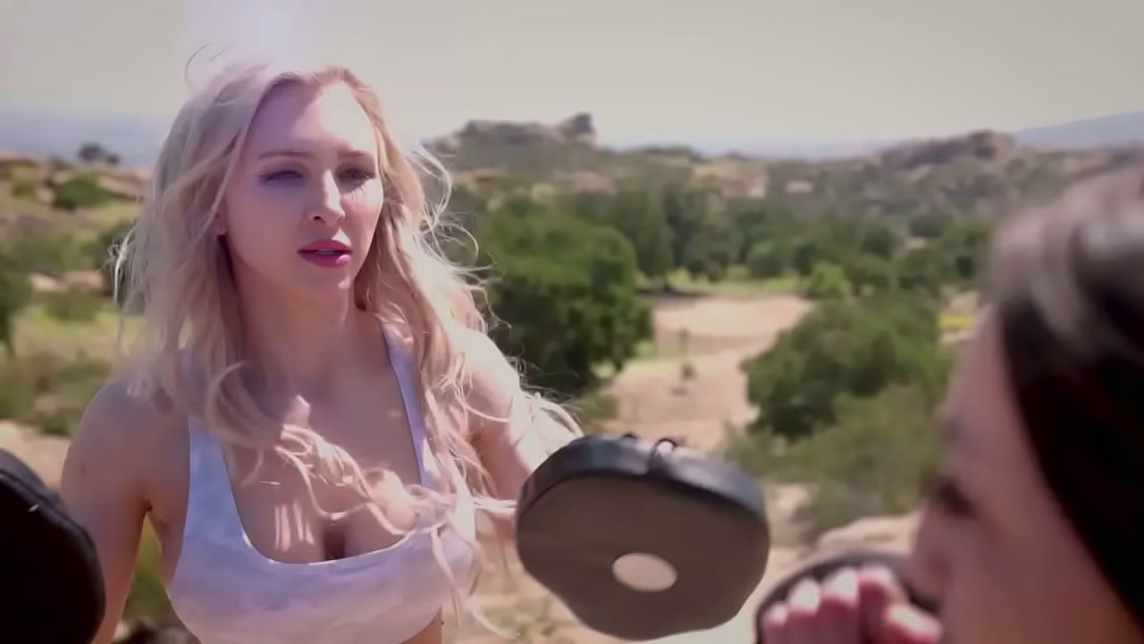 Can&rsquo_t Believe She Tasted Me Like That &ndash_ My First Time With Anna Chambers