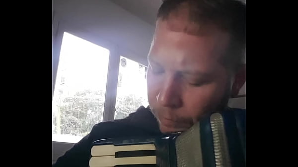 accordion song quiero ser tu sombra