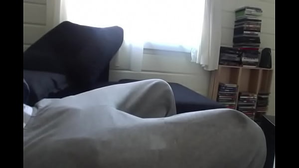 boy wankin in front of cam