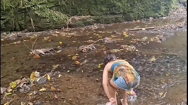 Download Video - Pinay Scandal sa Sapa Kinantot ng Tropa