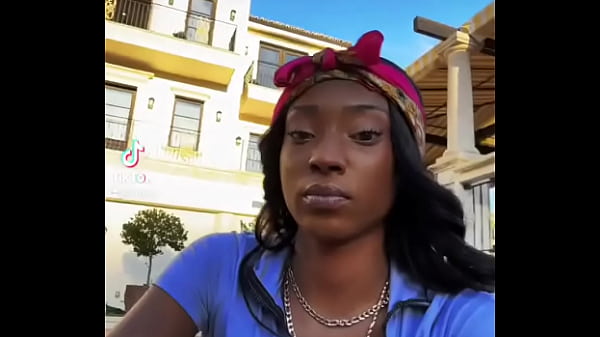 Looking for girls to. Shoot Halloween stuff at this house Friday night! My friend is leaving the country for a month and ...