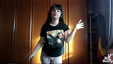 アジアの美尻人妻。杭打ち騎乗位10秒で射精させる貧乳変態日本人美尻奴隷オナホ主婦。【素人中出しハメ撮り】舞40代中出し大好きパイパン主婦。