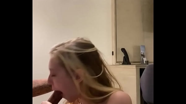 Download Video - He butted in my mouth when I went to Gakworld