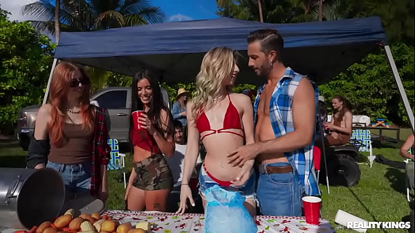 Partying In The Bush / Reality Kings