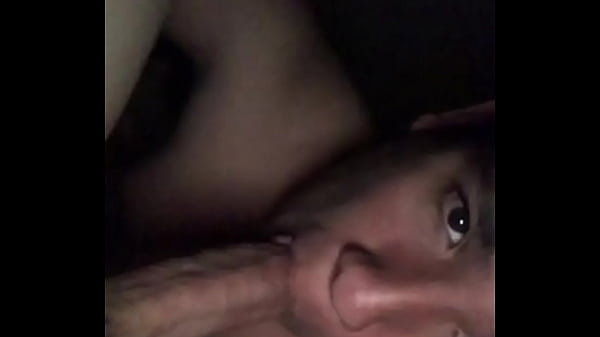 Profesor maduro se folla a pollita culona para ...