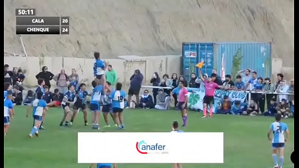 Tatera y los ligth blue warriors dándole la chechona a Santa Lucía o calafate. Como se llamen .