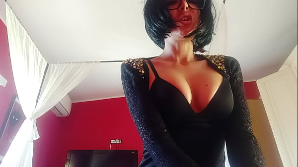 ChantalChannel - hot Gorgeous Italian babe asks you to squirt on her hard nipples- italiana troia ti fa sborrare sui suoi grossi capezzoli