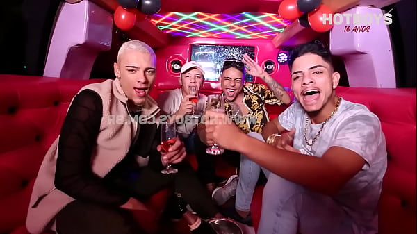 Dia que botei pra foder numa limousine pelo Rio...