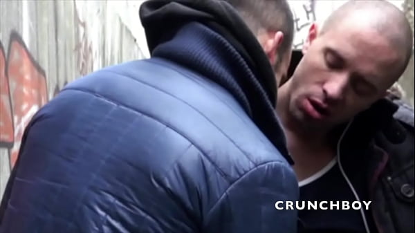 musle dude TONY AXEL fucked outdoor by STANY FA...