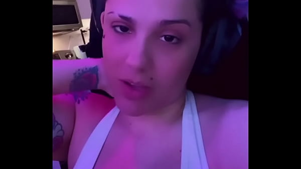 TheZombieUnicorn takes about random stuff in white T-Shirt