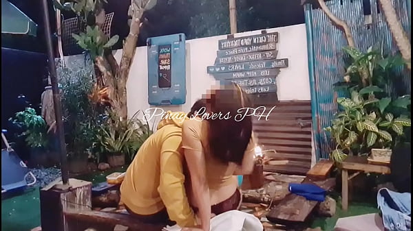 Download Video - Sa ni Tatang Bumayo Sagad sa Dulo ng Puke ko
