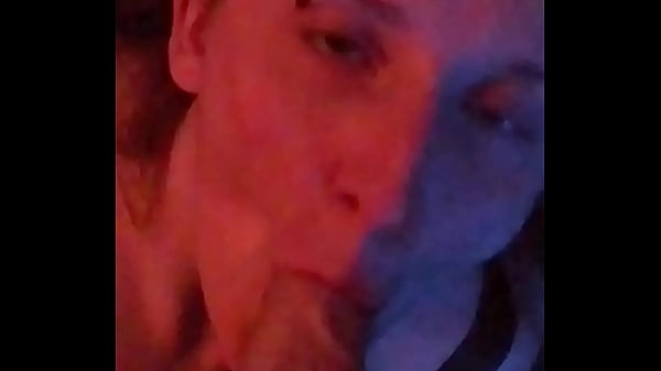 thumb back it up