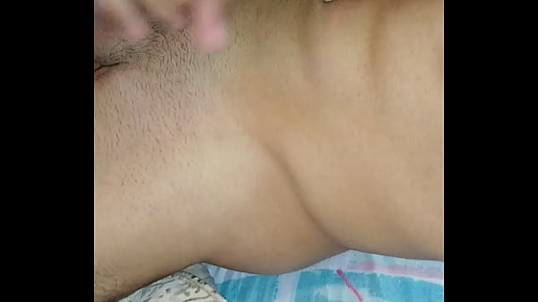 Não aguentei de Tesão e Bati Uma Bem Gostoso