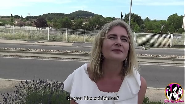 Hot blonde mature having hard sex outdoor