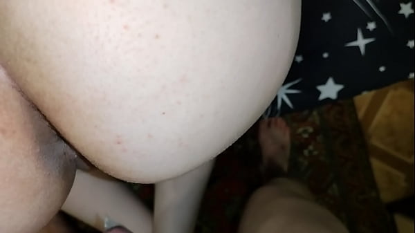 Fucking my girlfriend from the ass [Amateur porn]