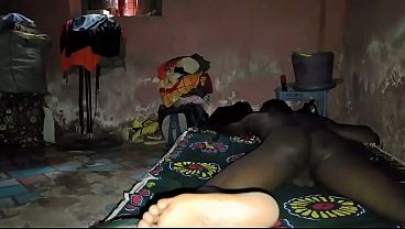 My bed always cover for my girlfriend's place: It doesn't disappoint