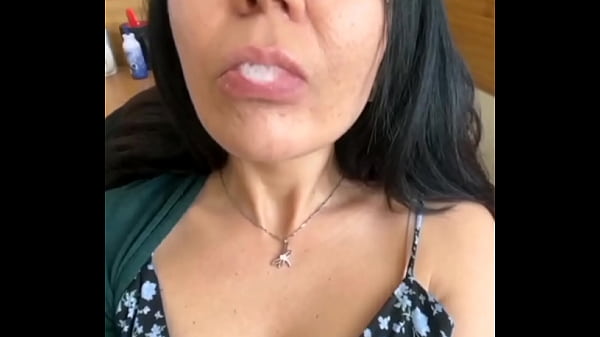 girl wants shemale cum