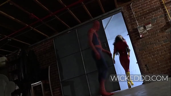 Busty Spiderwoman Hooks Up With Spiderman