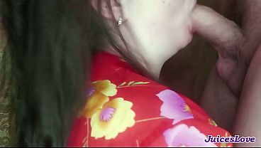 Girl paid for repair with deep blowjob. He covered her with cum