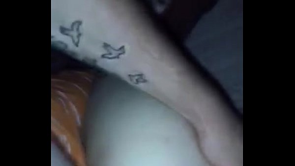 thumb hitting from behind