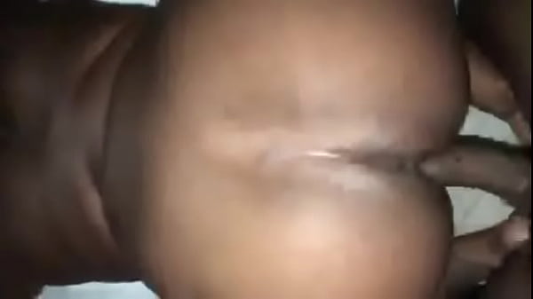 thumb bubble butt
