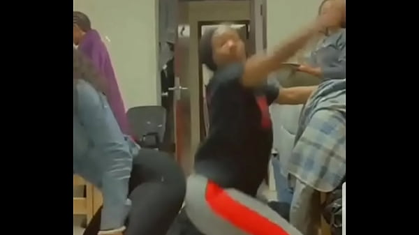 Sexy Ebony Pussy throwing that phat booty